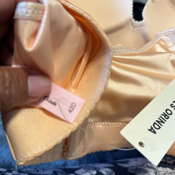 ♥️ NWT Agnes Orinda Bra Peach Color size 42D - Picture 6 of 7